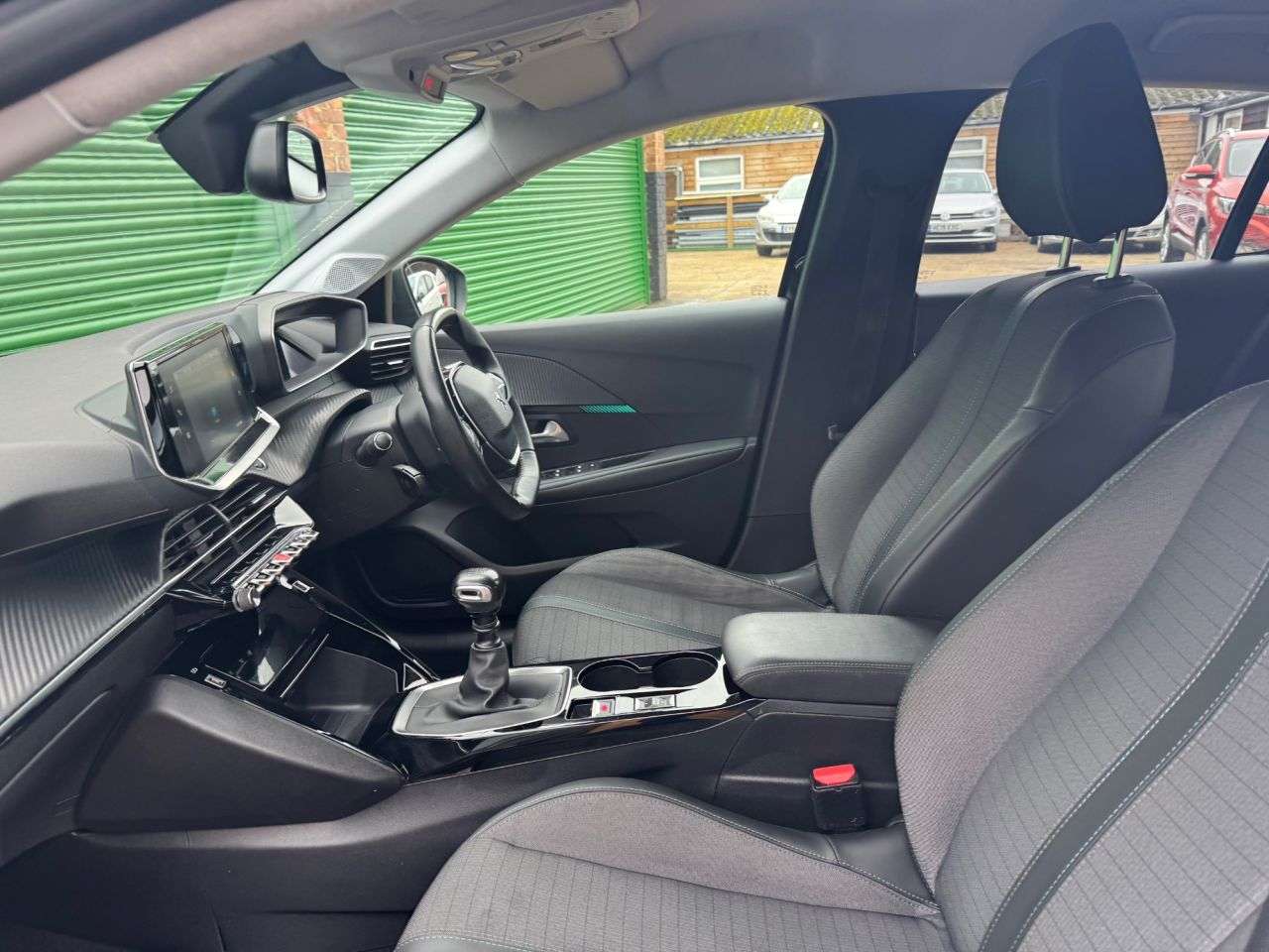 2021 PEUGEOT 208 2021 PEUGEOT 208