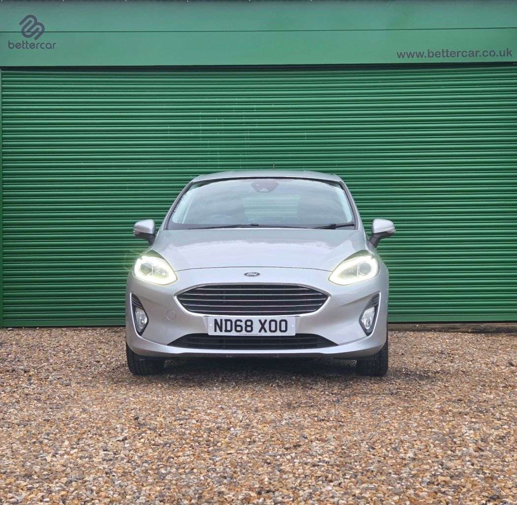 A 2018 FORD FIESTA 1.1 Ti-VCT Zetec Hatchback 5dr Petrol Manual Euro 6 (s/s) (85 ps) APPLECARP A 2018 FORD FIESTA 1.1 Ti-VCT Zetec Hatchback 5dr Petrol Manual Euro 6 (s/s) (85 ps) APPLECARP