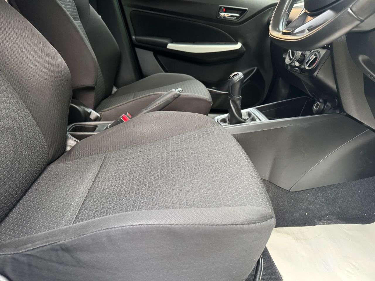 2018 SUZUKI SWIFT 2018 SUZUKI SWIFT