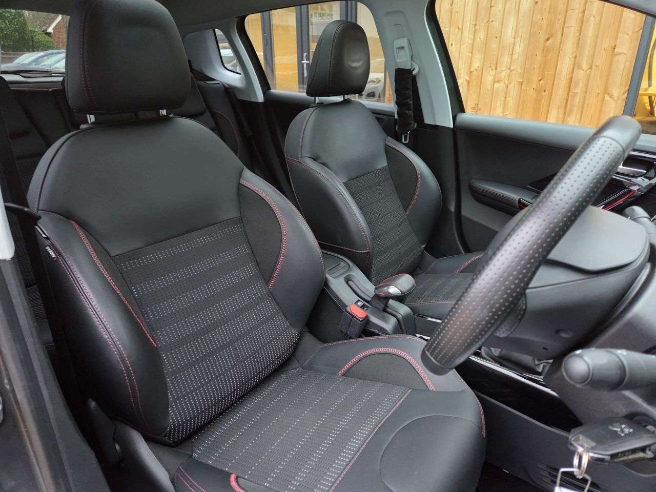 2019 PEUGEOT 2008 2019 PEUGEOT 2008