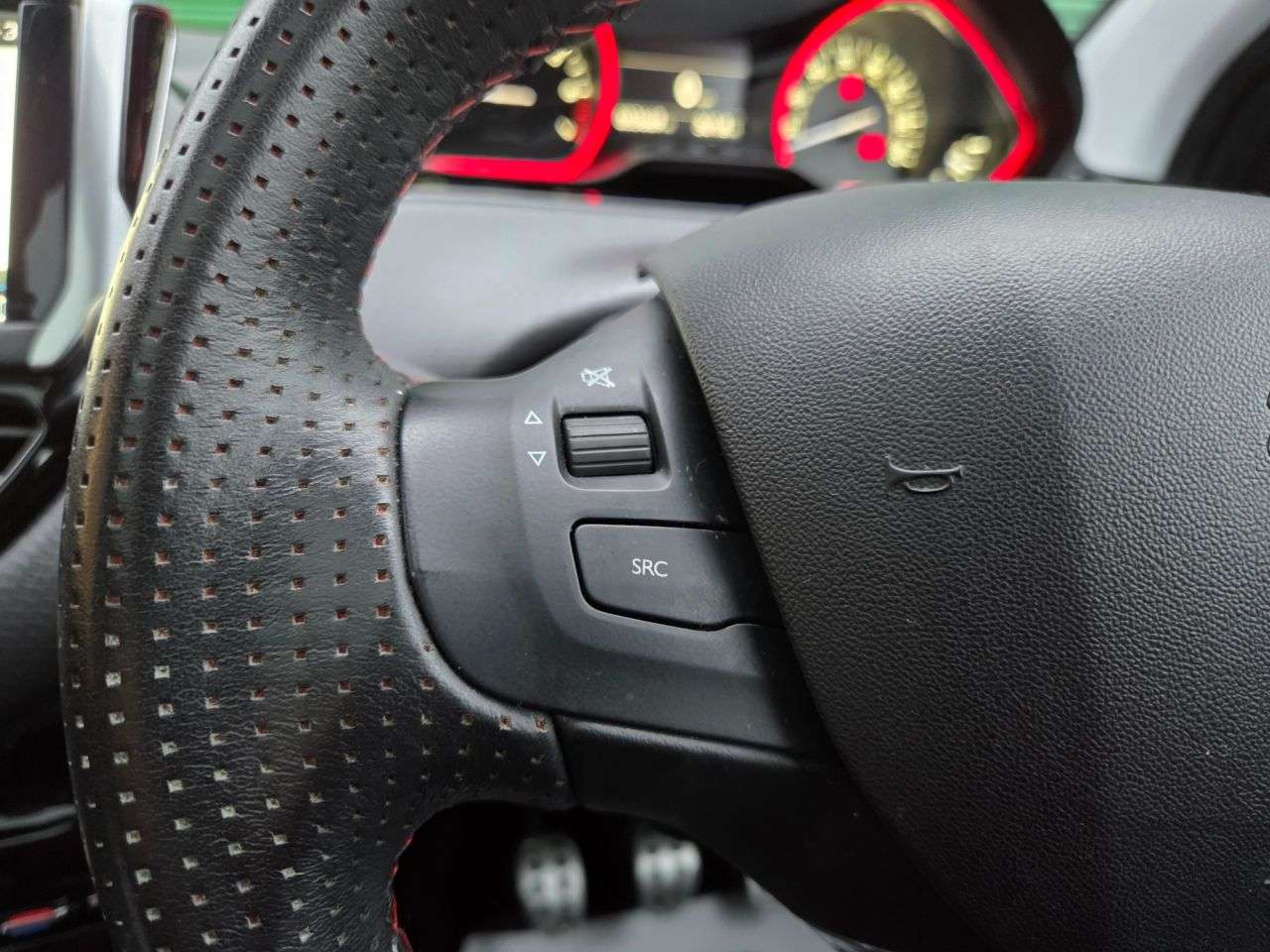 2019 PEUGEOT 2008 2019 PEUGEOT 2008