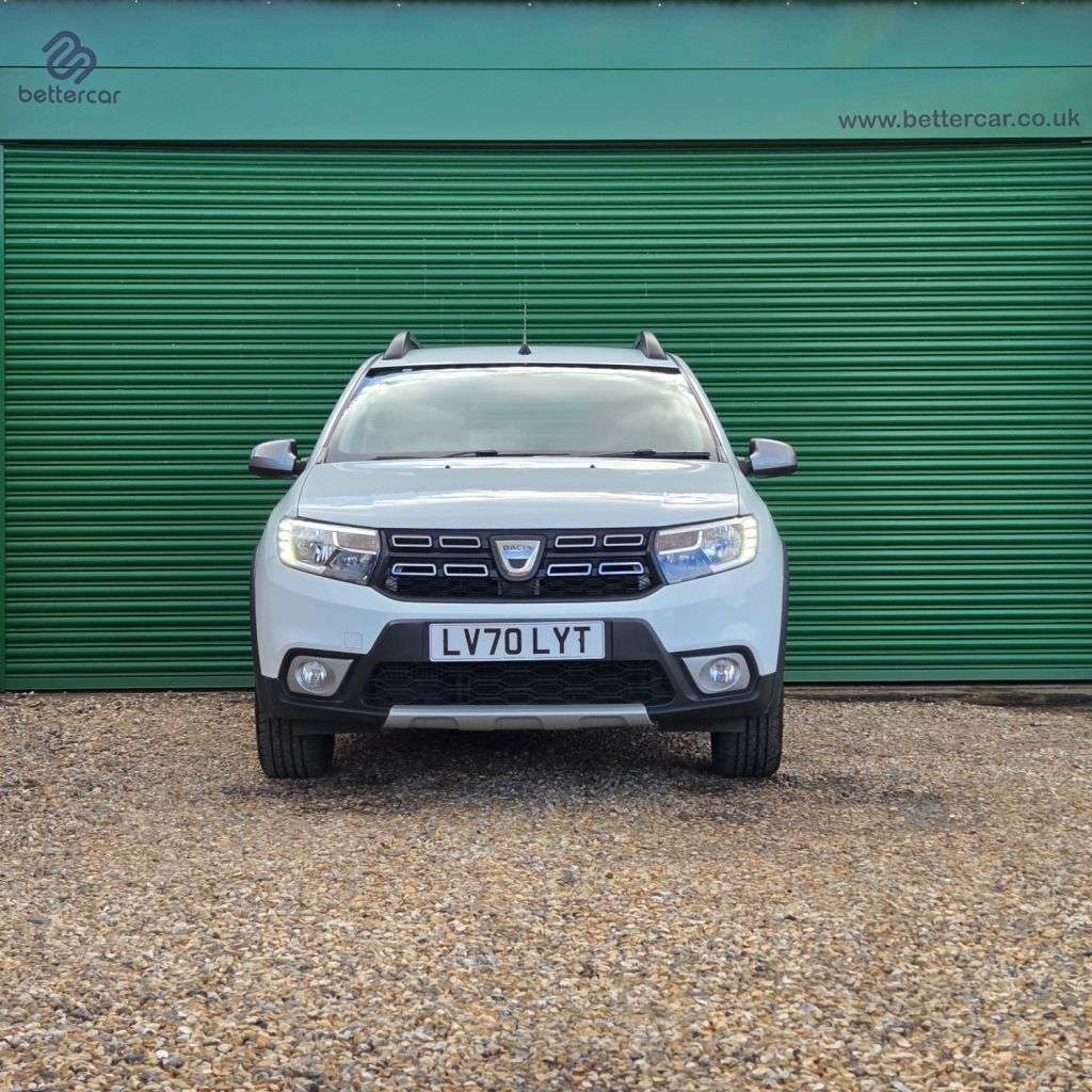 A 2020 DACIA SANDERO STEPWAY 0.9 TCe Comfort Hatchback 5dr Petrol Manual Euro 6 (s/s) (90 ps) JUST SERVI A 2020 DACIA SANDERO STEPWAY 0.9 TCe Comfort Hatchback 5dr Petrol Manual Euro 6 (s/s) (90 ps) JUST SERVI