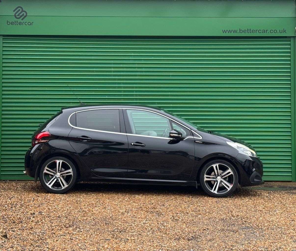 A 2018 PEUGEOT 208 1.2 PureTech GPF GT Line Hatchback 5dr Petrol Manual Euro 6 (s/s) (110 ps) A 2018 PEUGEOT 208 1.2 PureTech GPF GT Line Hatchback 5dr Petrol Manual Euro 6 (s/s) (110 ps)