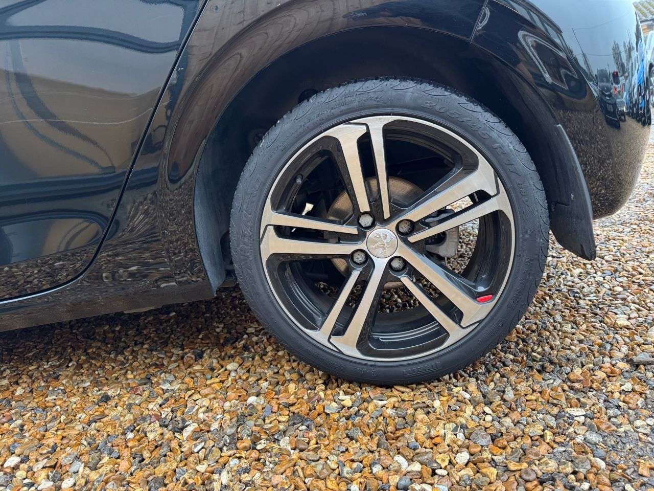 2018 PEUGEOT 208 2018 PEUGEOT 208