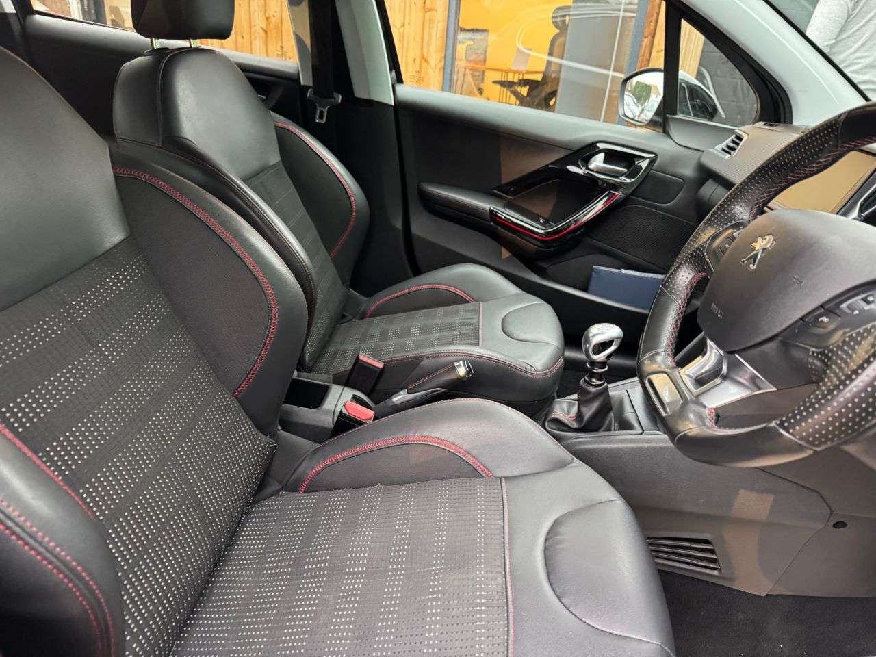 2018 PEUGEOT 208 2018 PEUGEOT 208