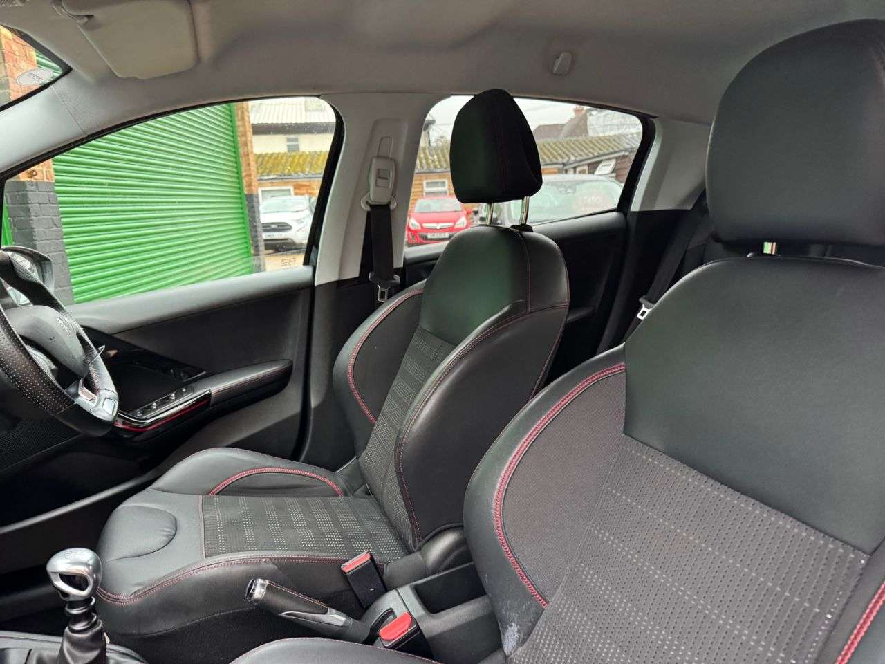 2018 PEUGEOT 208 2018 PEUGEOT 208