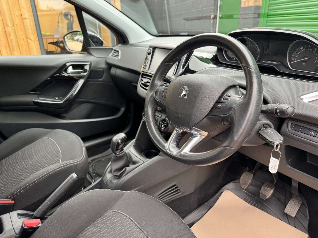 2018 PEUGEOT 208 2018 PEUGEOT 208