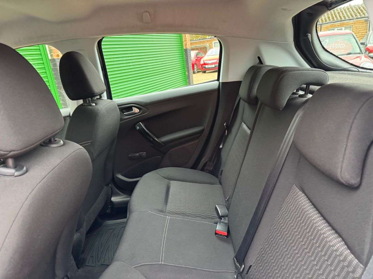 2018 PEUGEOT 208 2018 PEUGEOT 208