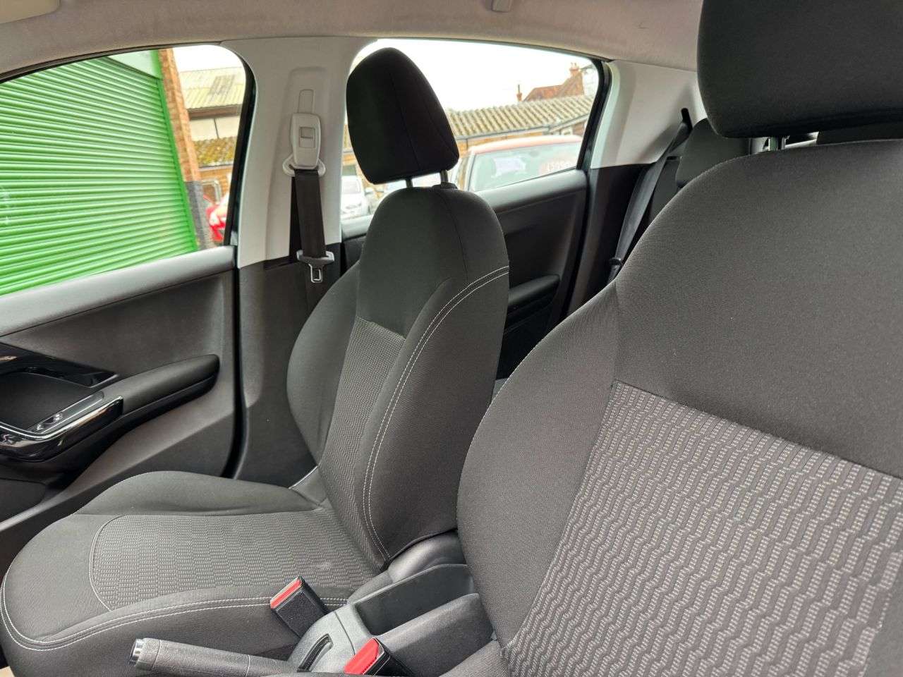 2018 PEUGEOT 208 2018 PEUGEOT 208