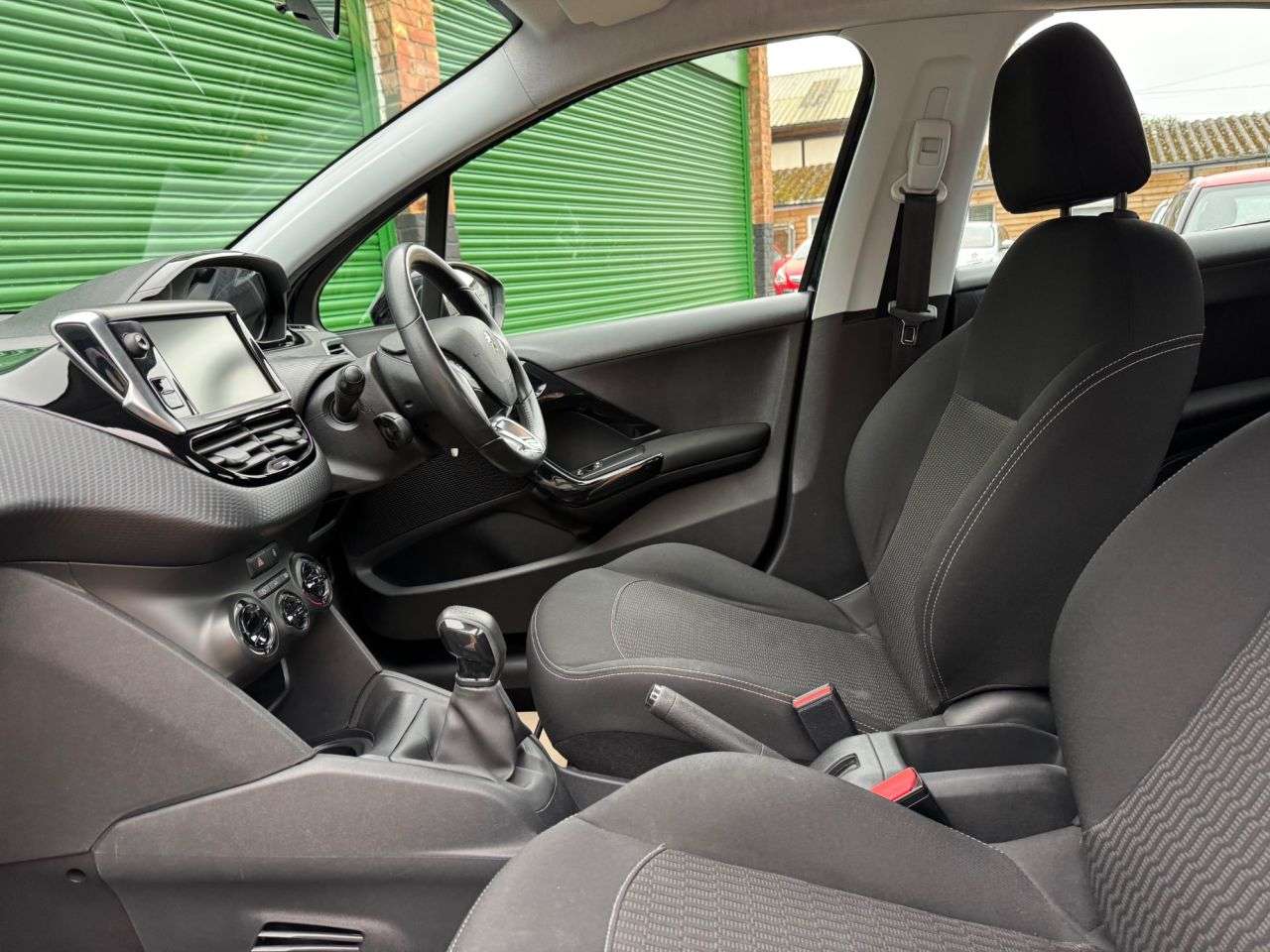 2018 PEUGEOT 208 2018 PEUGEOT 208