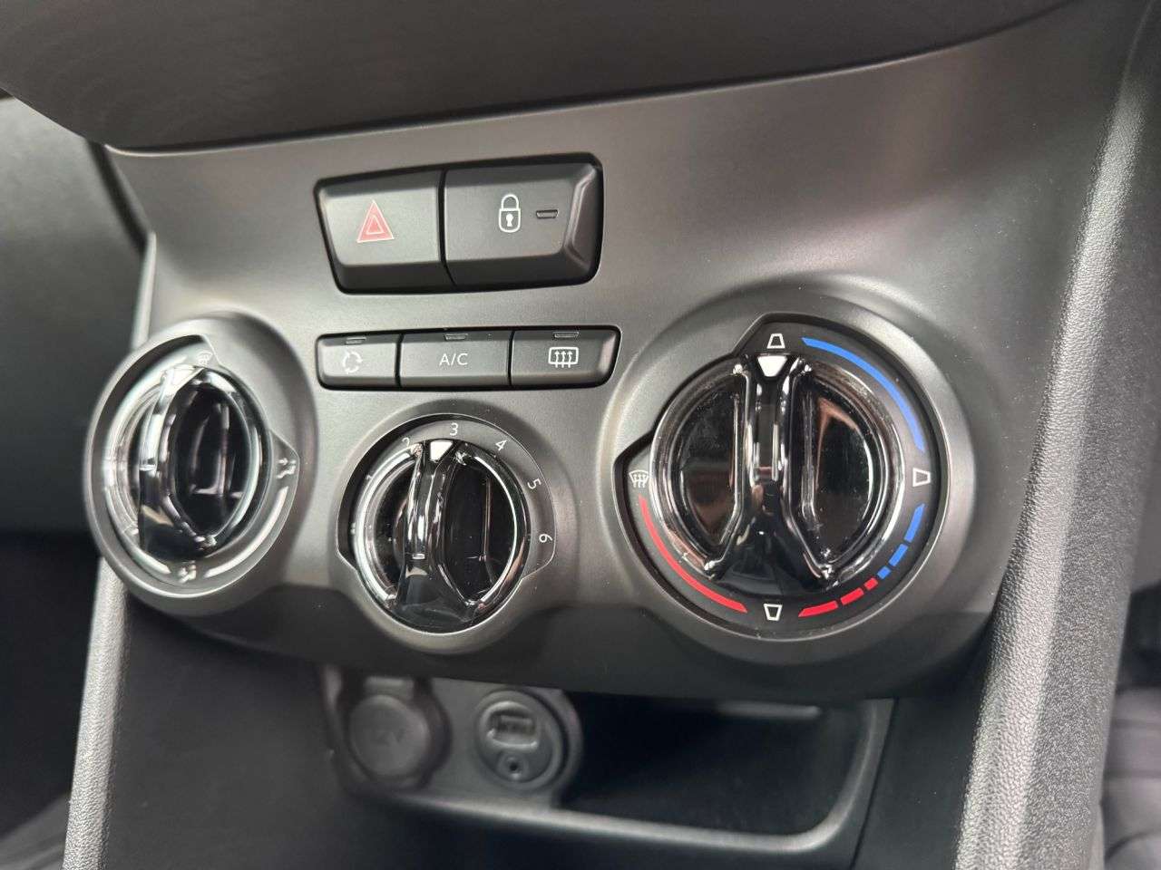 2018 PEUGEOT 208 2018 PEUGEOT 208