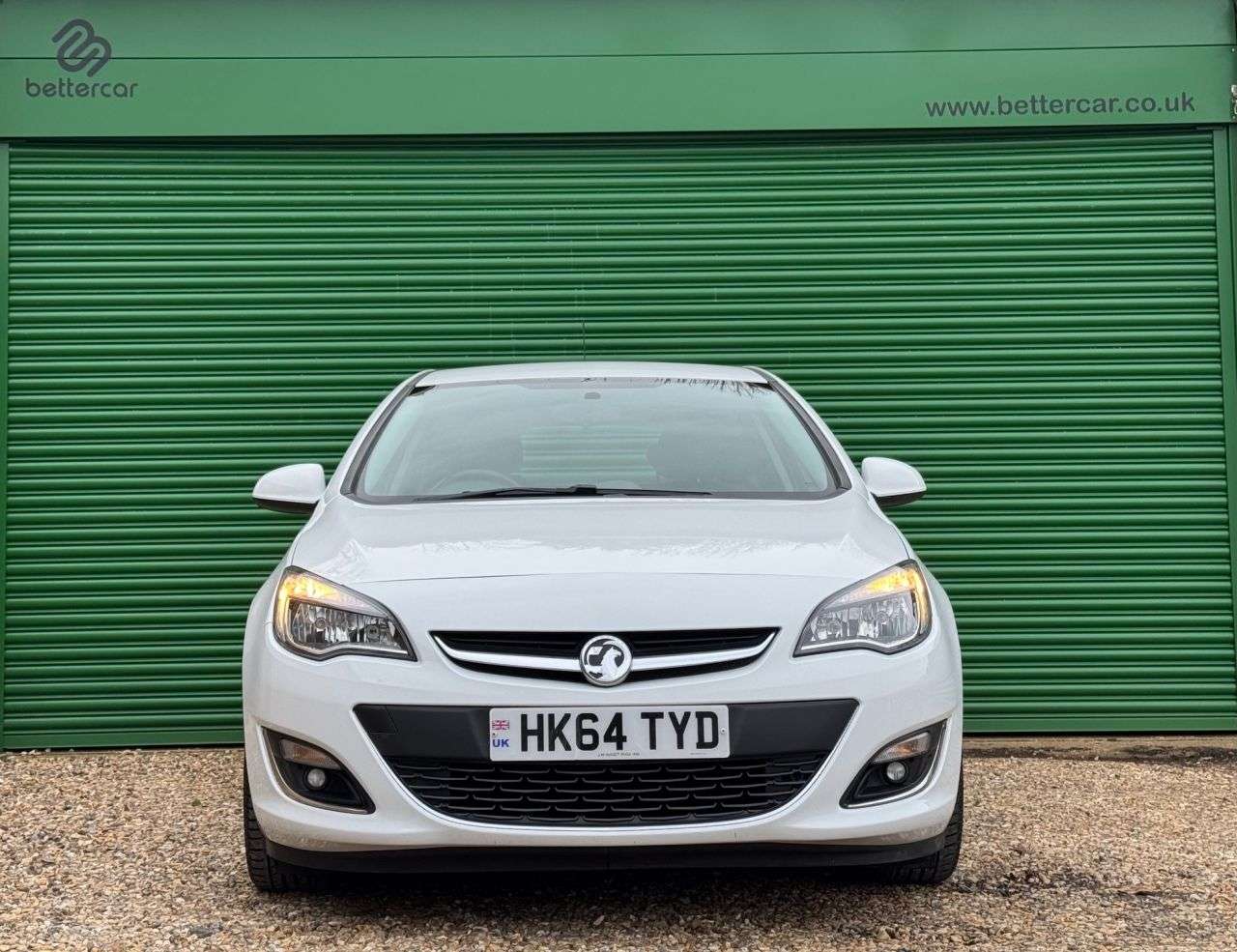 A 2015 VAUXHALL ASTRA 1.4 16v SRi Hatchback 5dr Petrol Manual Euro 5 (100 ps) A 2015 VAUXHALL ASTRA 1.4 16v SRi Hatchback 5dr Petrol Manual Euro 5 (100 ps)