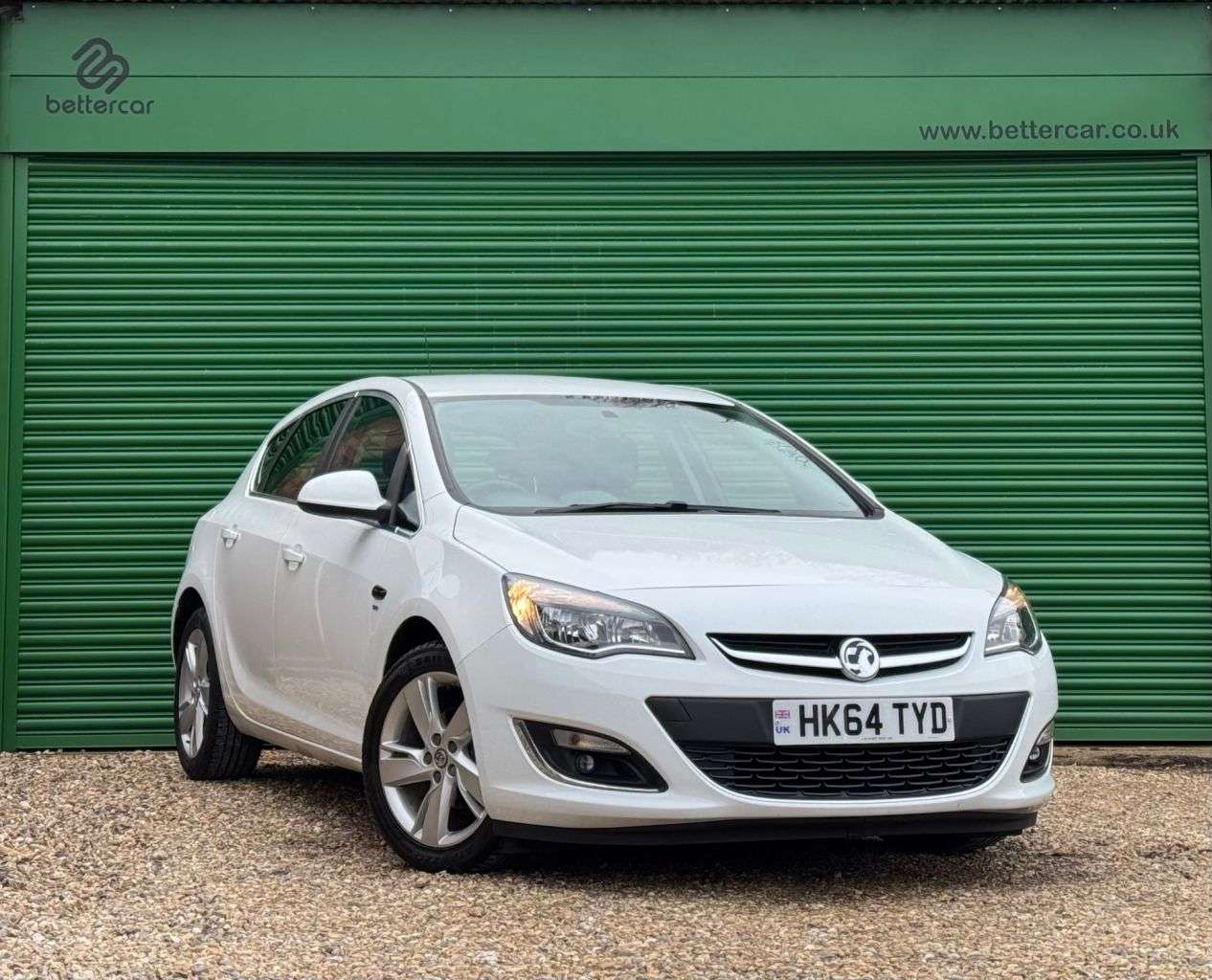 A 2015 VAUXHALL ASTRA 1.4 16v SRi Hatchback 5dr Petrol Manual Euro 5 (100 ps) A 2015 VAUXHALL ASTRA 1.4 16v SRi Hatchback 5dr Petrol Manual Euro 5 (100 ps)