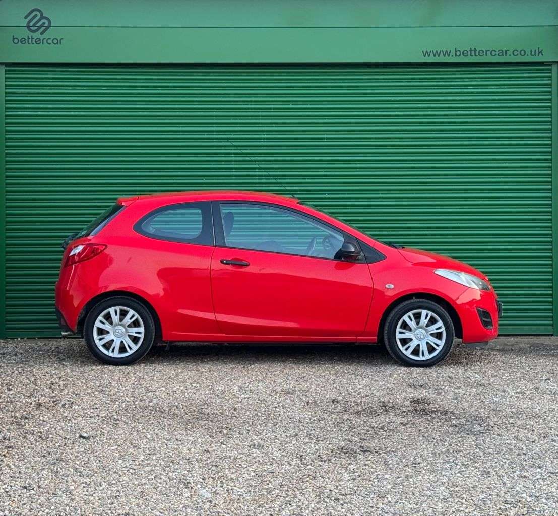 A 2012 MAZDA MAZDA2 1.3 TS Hatchback 3dr Petrol Manual Euro 5 (a/c) (75 ps) FANTASTIC LOW MILEA A 2012 MAZDA MAZDA2 1.3 TS Hatchback 3dr Petrol Manual Euro 5 (a/c) (75 ps) FANTASTIC LOW MILEA