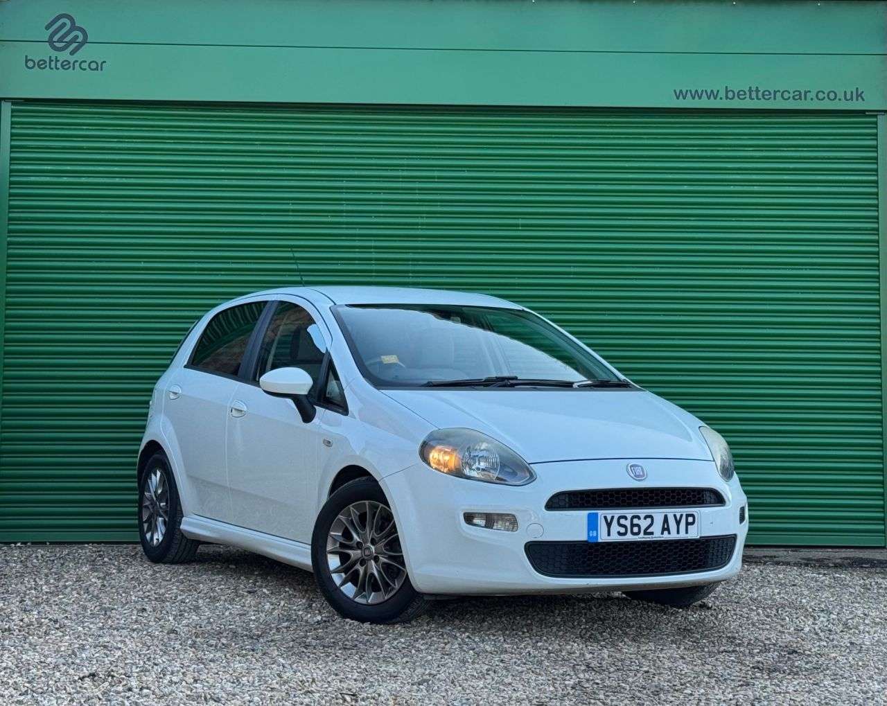 A 2012 FIAT PUNTO 1.4 GBT Hatchback 5dr Petrol Manual Euro 5 (s/s) (77 bhp) MULTI FUNCTION ST A 2012 FIAT PUNTO 1.4 GBT Hatchback 5dr Petrol Manual Euro 5 (s/s) (77 bhp) MULTI FUNCTION ST