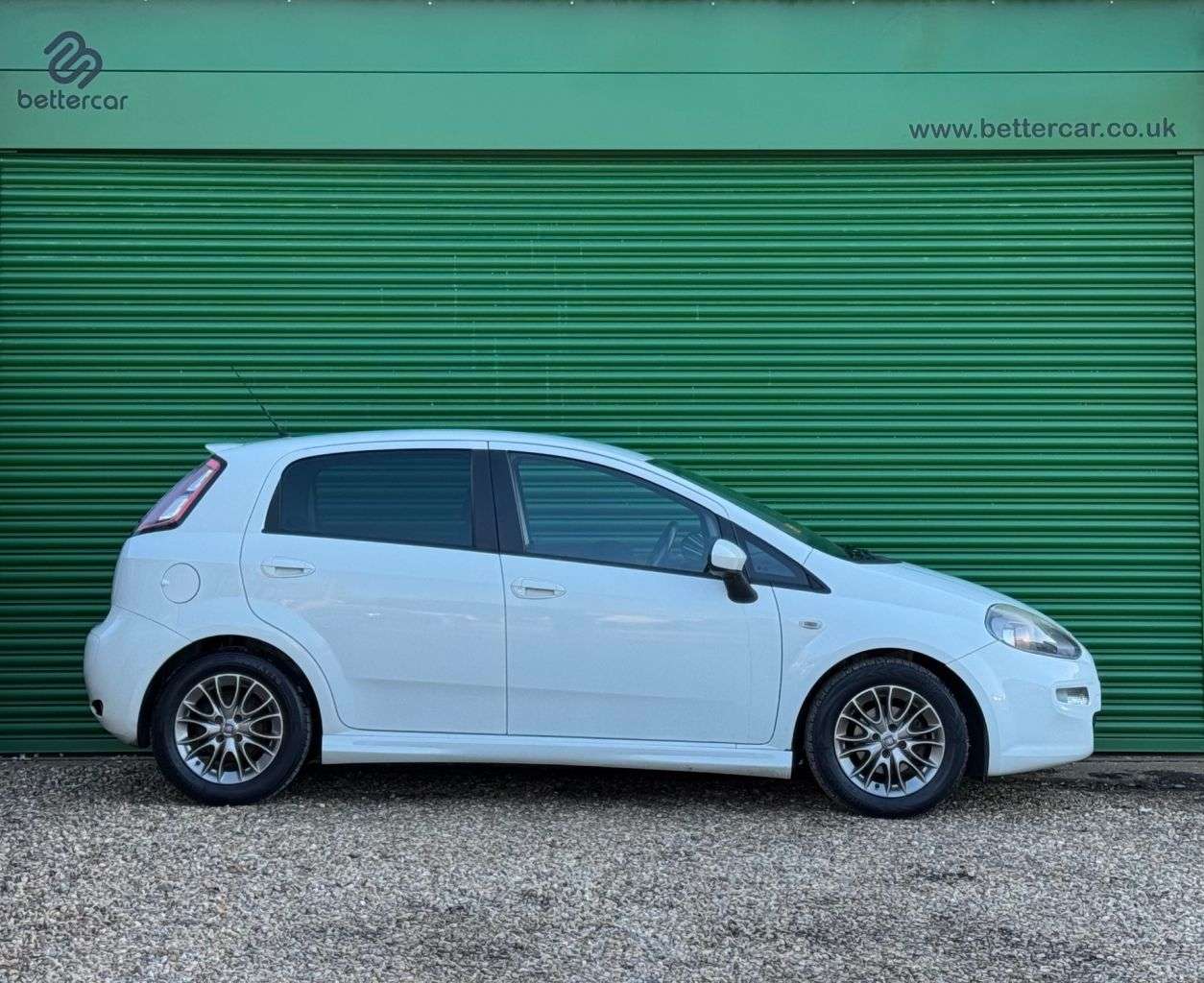 A 2012 FIAT PUNTO 1.4 GBT Hatchback 5dr Petrol Manual Euro 5 (s/s) (77 bhp) MULTI FUNCTION ST A 2012 FIAT PUNTO 1.4 GBT Hatchback 5dr Petrol Manual Euro 5 (s/s) (77 bhp) MULTI FUNCTION ST