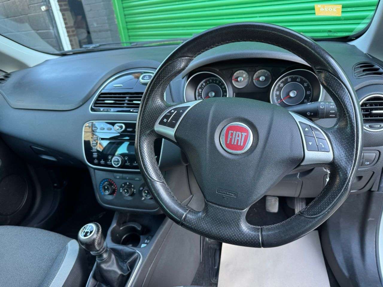 2012 FIAT PUNTO 2012 FIAT PUNTO