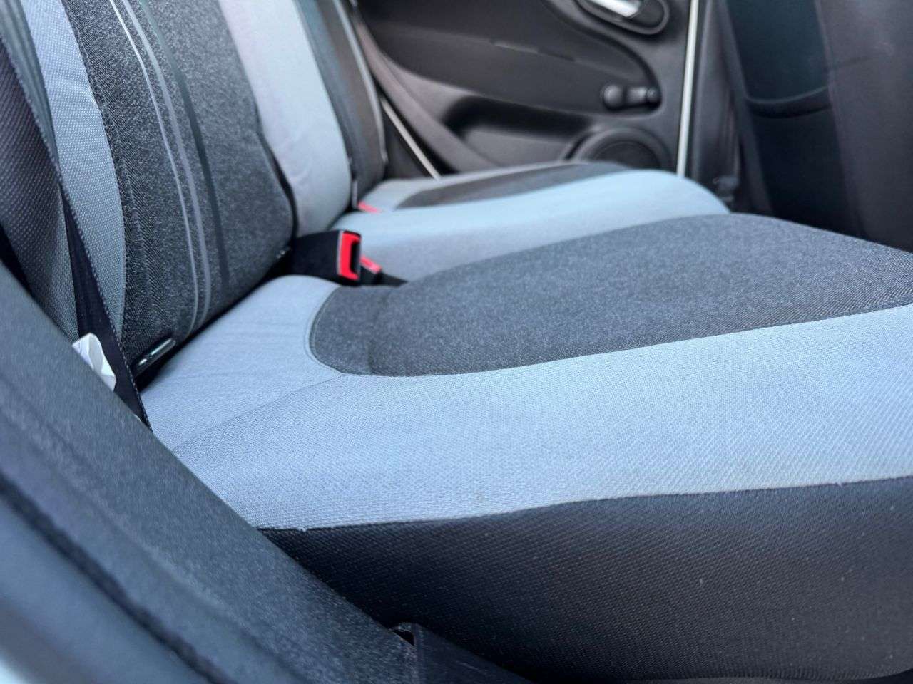 2012 FIAT PUNTO 2012 FIAT PUNTO