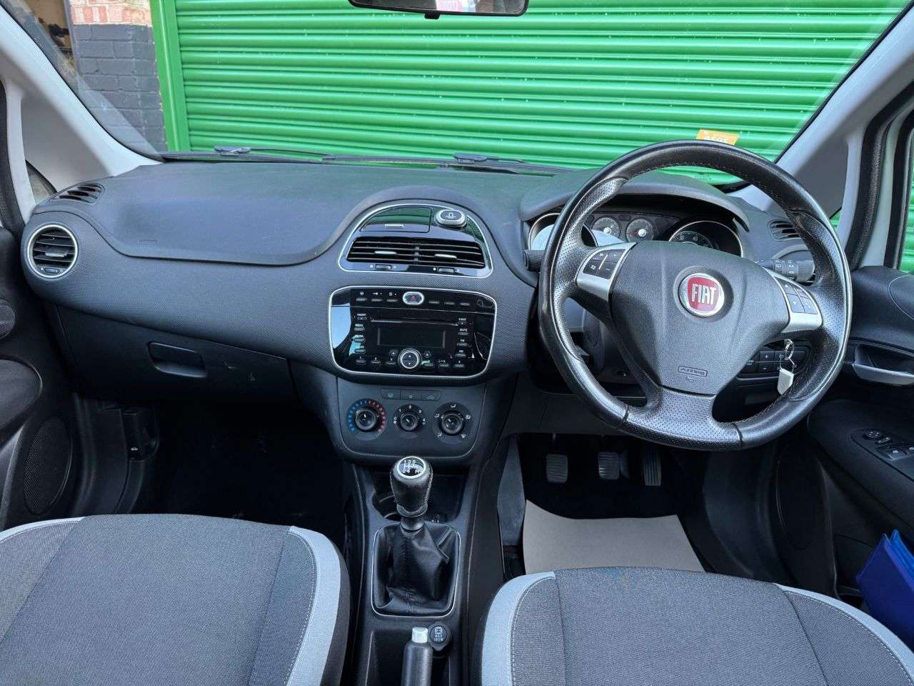2012 FIAT PUNTO 2012 FIAT PUNTO