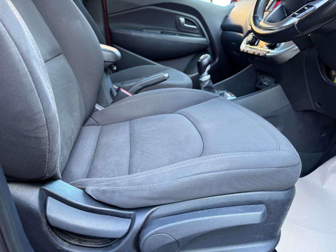 2014 KIA RIO 2014 KIA RIO