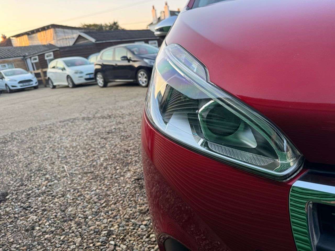 2018 PEUGEOT 208 2018 PEUGEOT 208