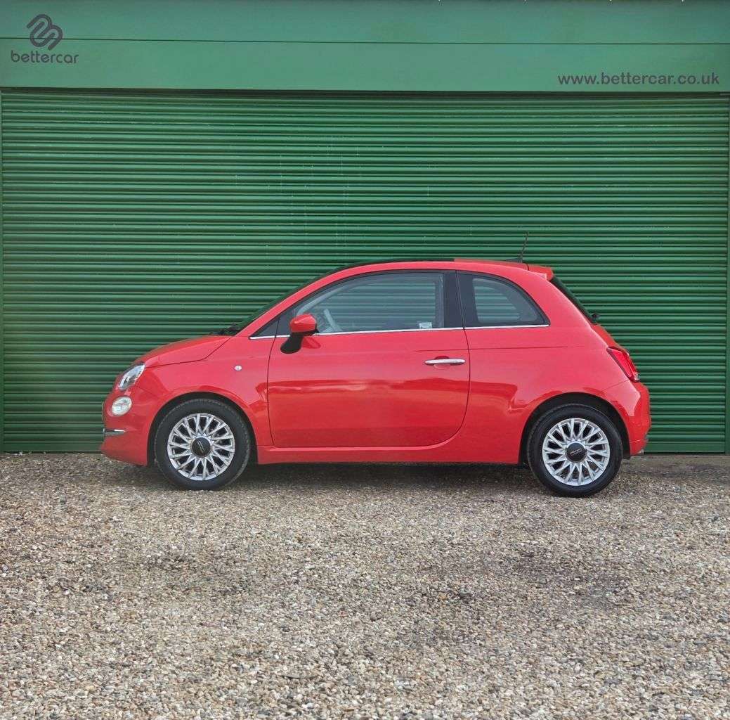 A 2018 FIAT 500 1.2 Lounge Hatchback 3dr Petrol Manual Euro 6 (s/s) (69 bhp) Over £700 in F A 2018 FIAT 500 1.2 Lounge Hatchback 3dr Petrol Manual Euro 6 (s/s) (69 bhp) Over £700 in F