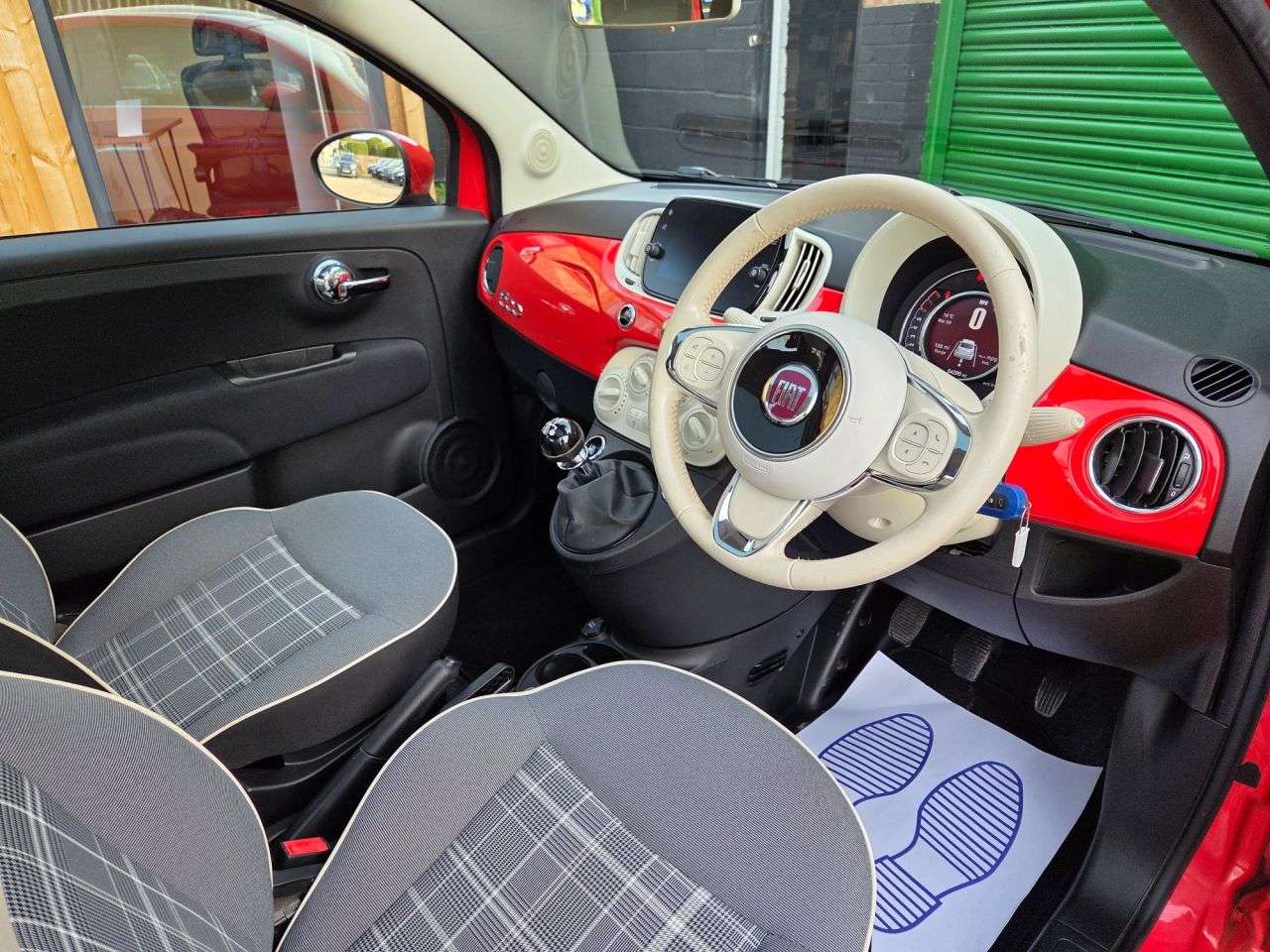 2018 FIAT 500 2018 FIAT 500