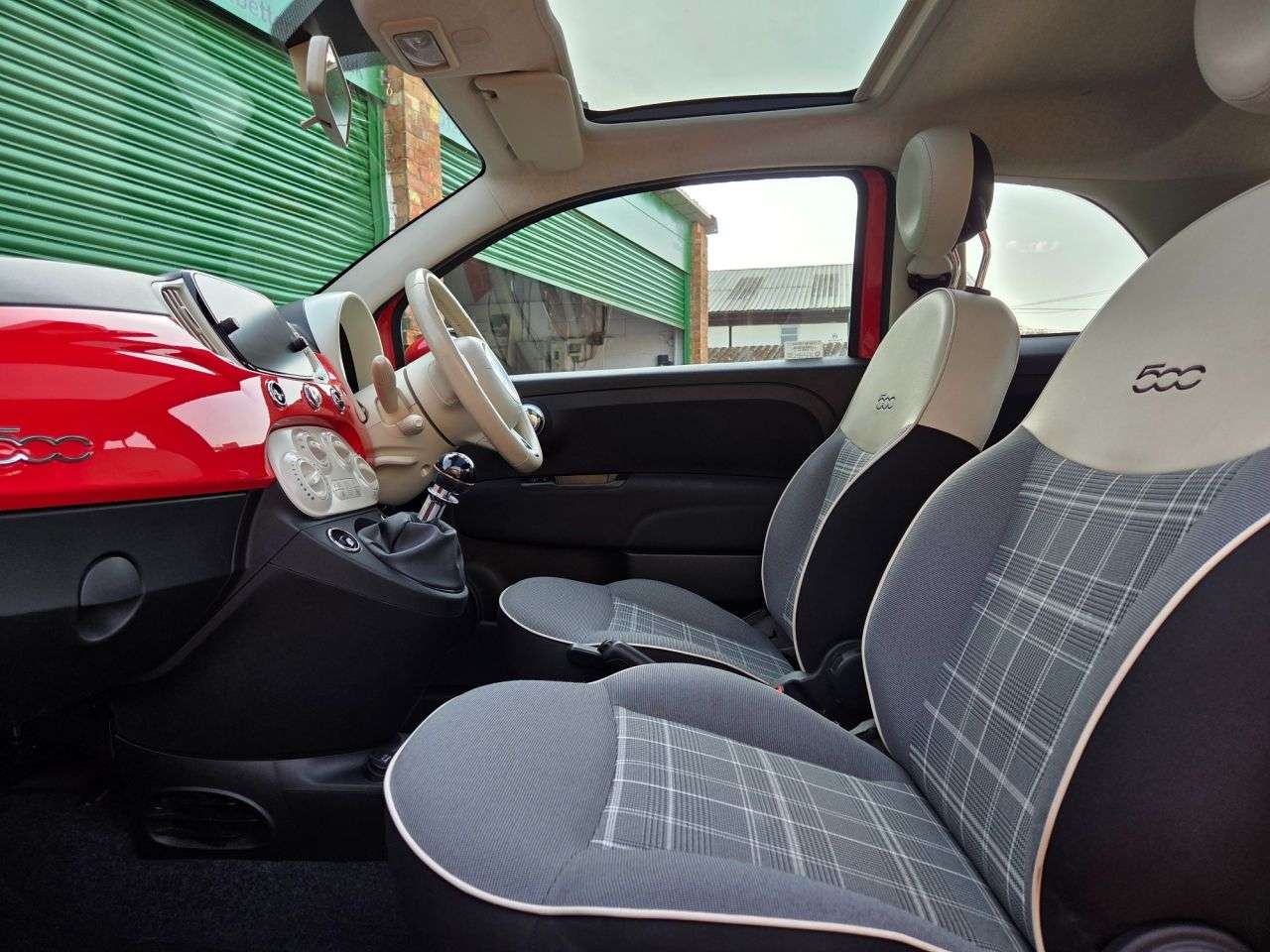 2018 FIAT 500 2018 FIAT 500