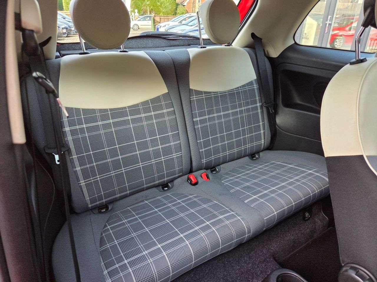 2018 FIAT 500 2018 FIAT 500