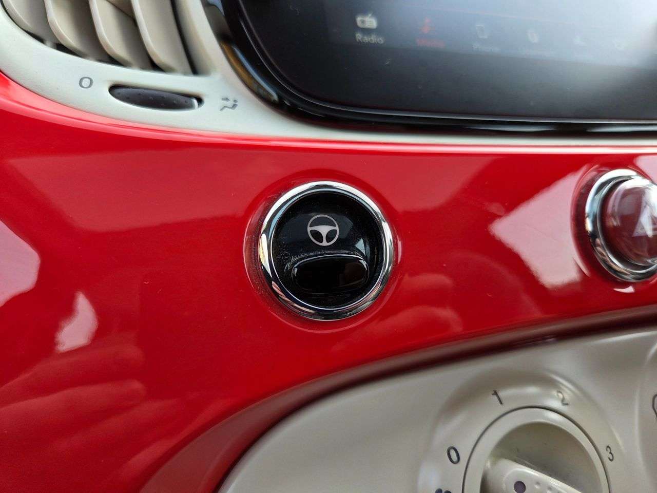 2018 FIAT 500 2018 FIAT 500