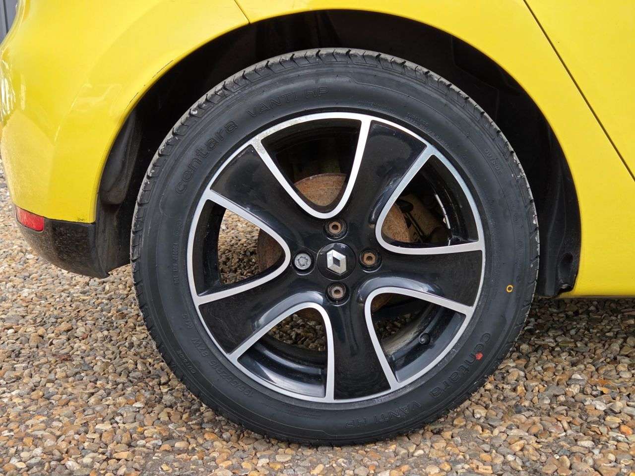 2013 RENAULT CLIO 2013 RENAULT CLIO