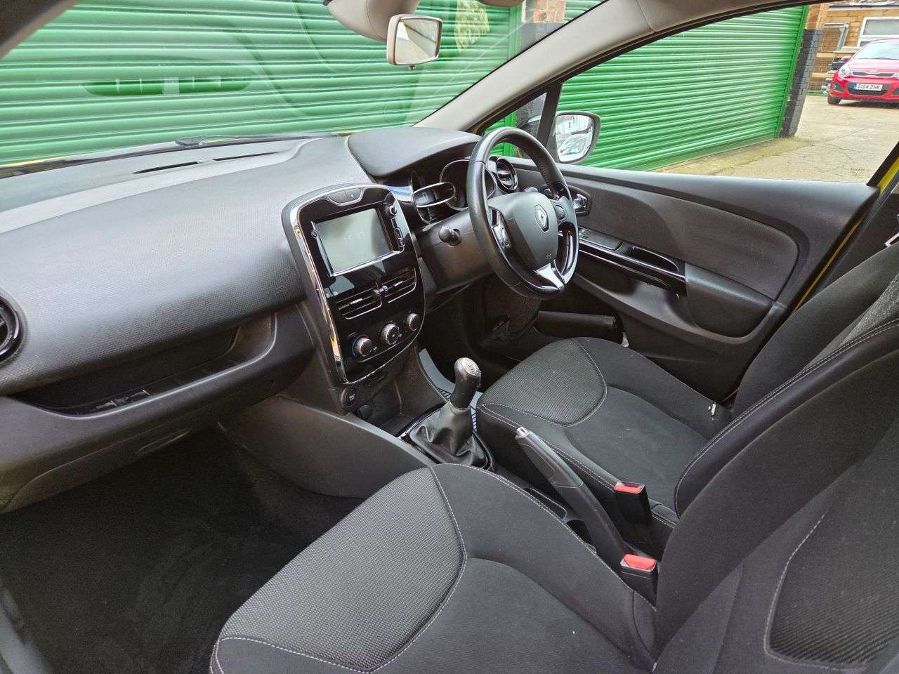 2013 RENAULT CLIO 2013 RENAULT CLIO