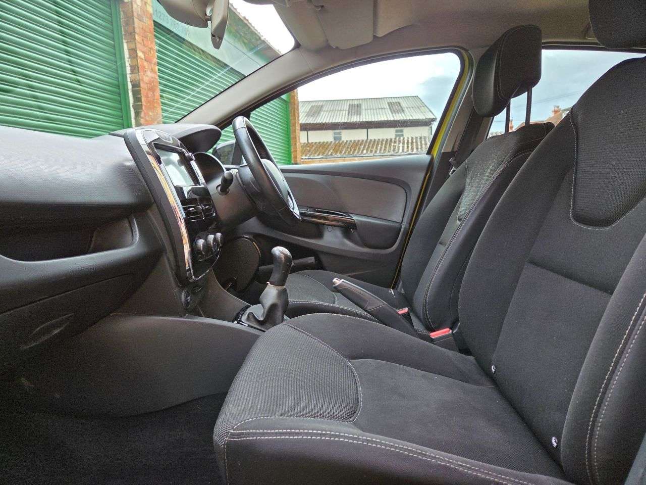 2013 RENAULT CLIO 2013 RENAULT CLIO