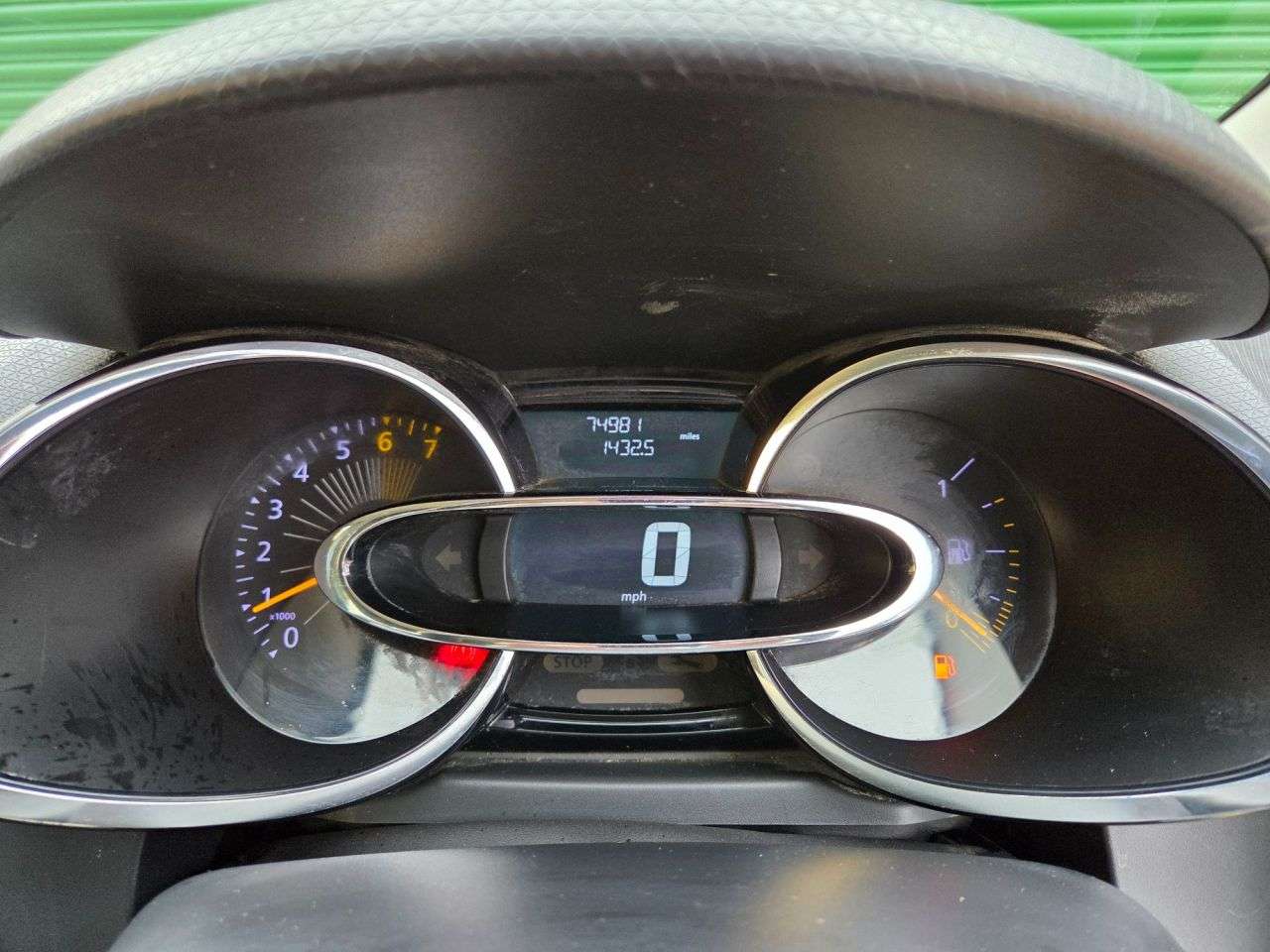 2013 RENAULT CLIO 2013 RENAULT CLIO