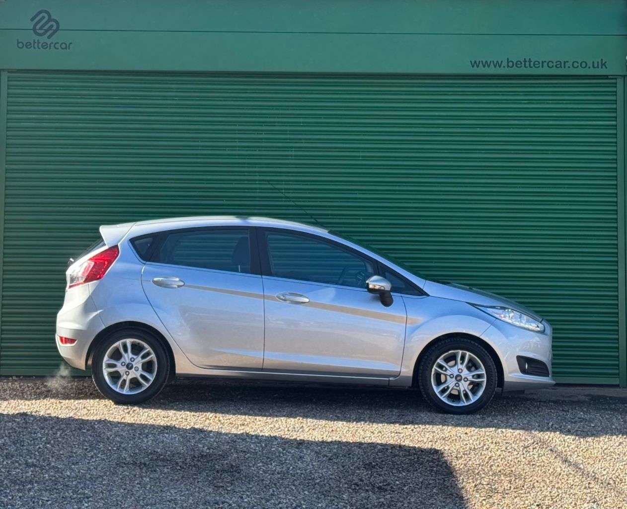 A 2015 FORD FIESTA 1.0T EcoBoost Zetec Hatchback 5dr Petrol Manual Euro 6 (s/s) (100 ps) BLUET A 2015 FORD FIESTA 1.0T EcoBoost Zetec Hatchback 5dr Petrol Manual Euro 6 (s/s) (100 ps) BLUET