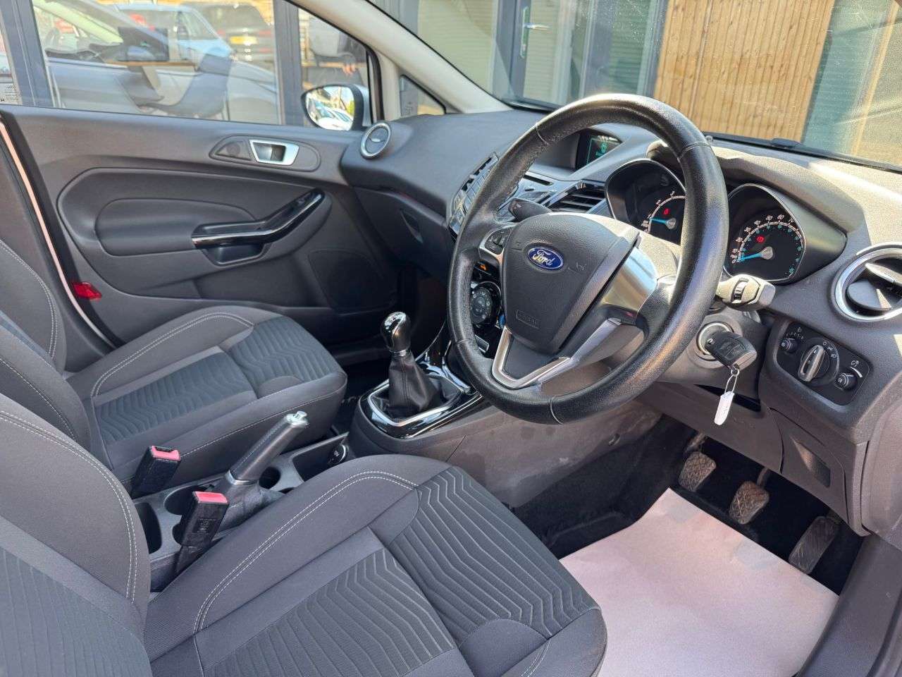 2015 FORD FIESTA 2015 FORD FIESTA