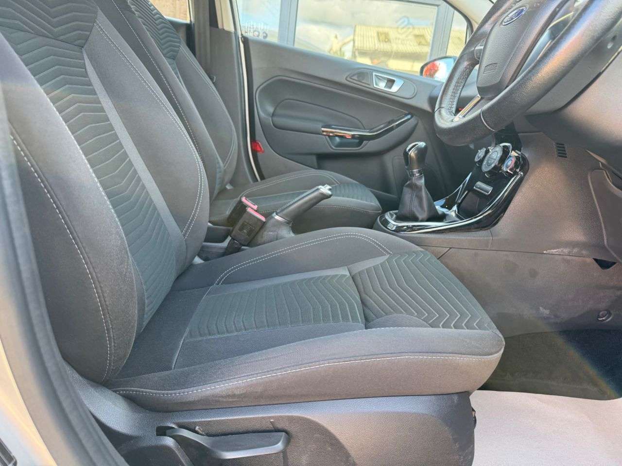 2015 FORD FIESTA 2015 FORD FIESTA