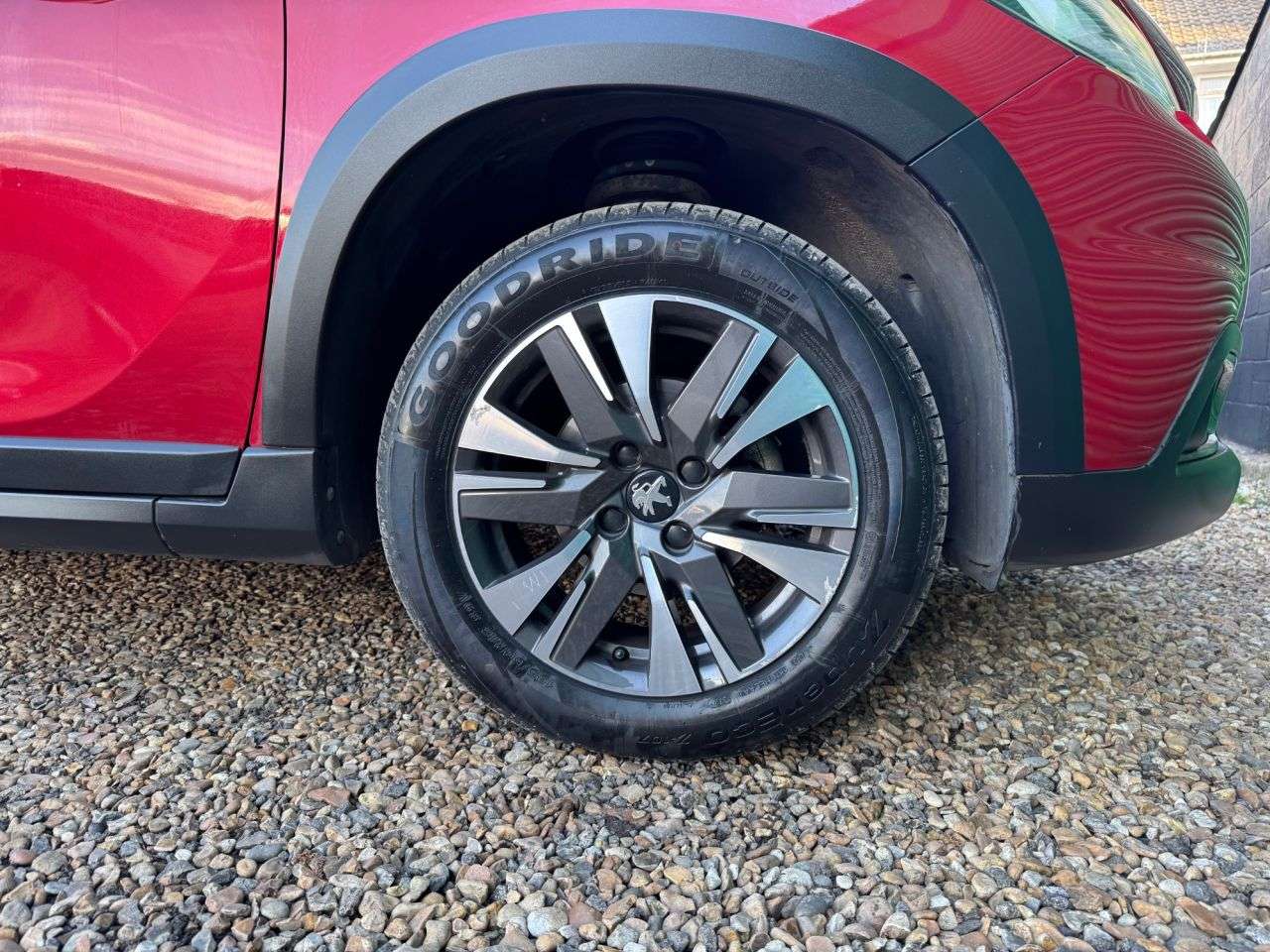 2017 PEUGEOT 2008 2017 PEUGEOT 2008