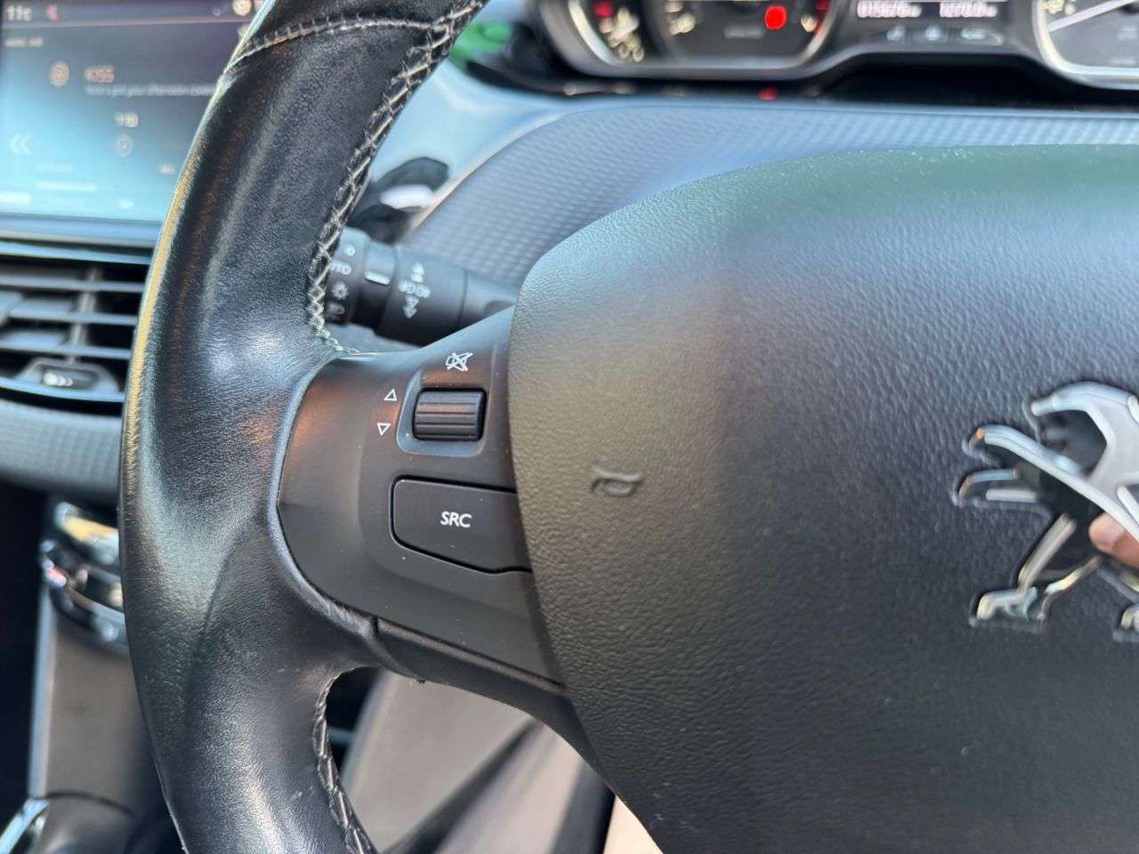 2017 PEUGEOT 2008 2017 PEUGEOT 2008