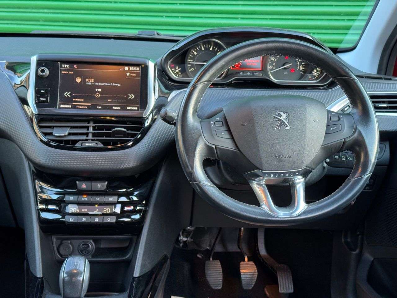 2017 PEUGEOT 2008 2017 PEUGEOT 2008