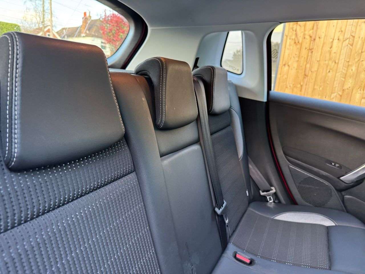 2017 PEUGEOT 2008 2017 PEUGEOT 2008