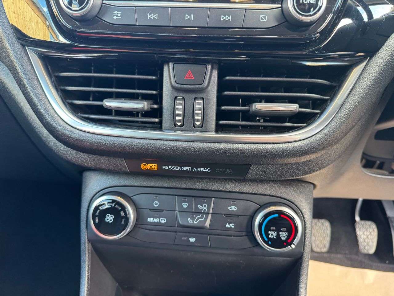 2018 FORD FIESTA 2018 FORD FIESTA