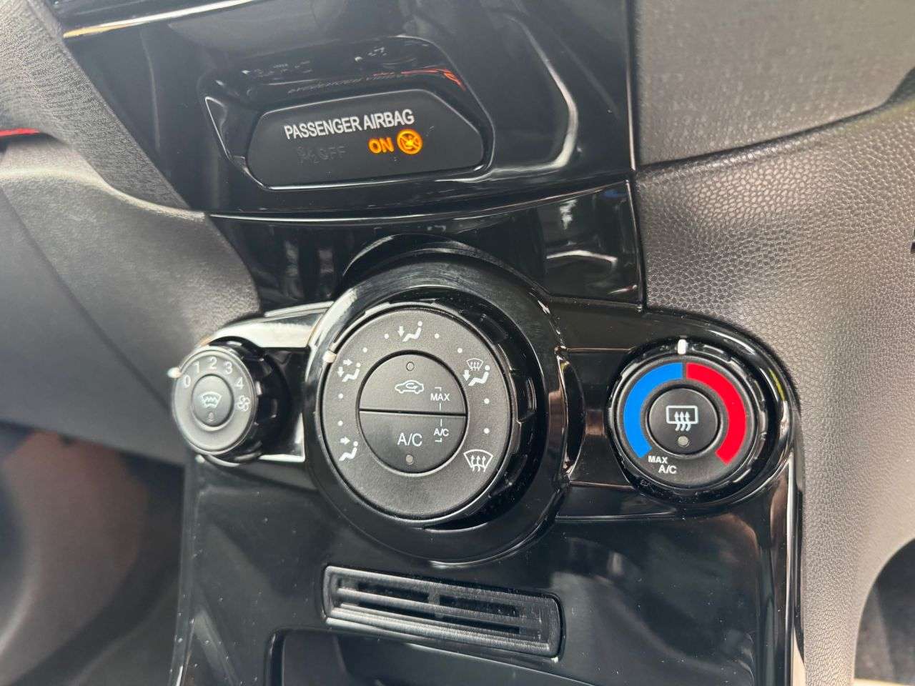 2016 FORD FIESTA 2016 FORD FIESTA