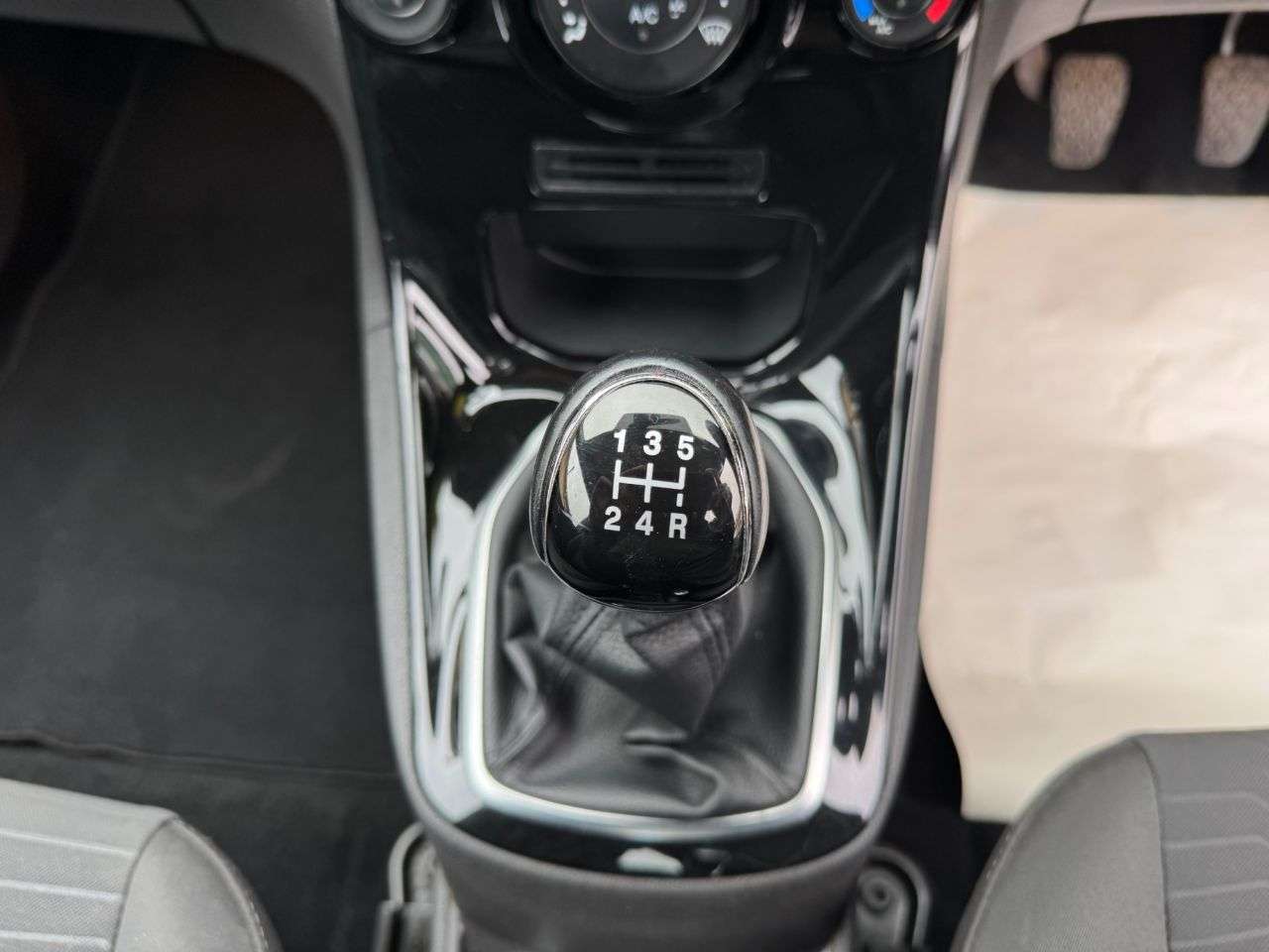 2016 FORD FIESTA 2016 FORD FIESTA