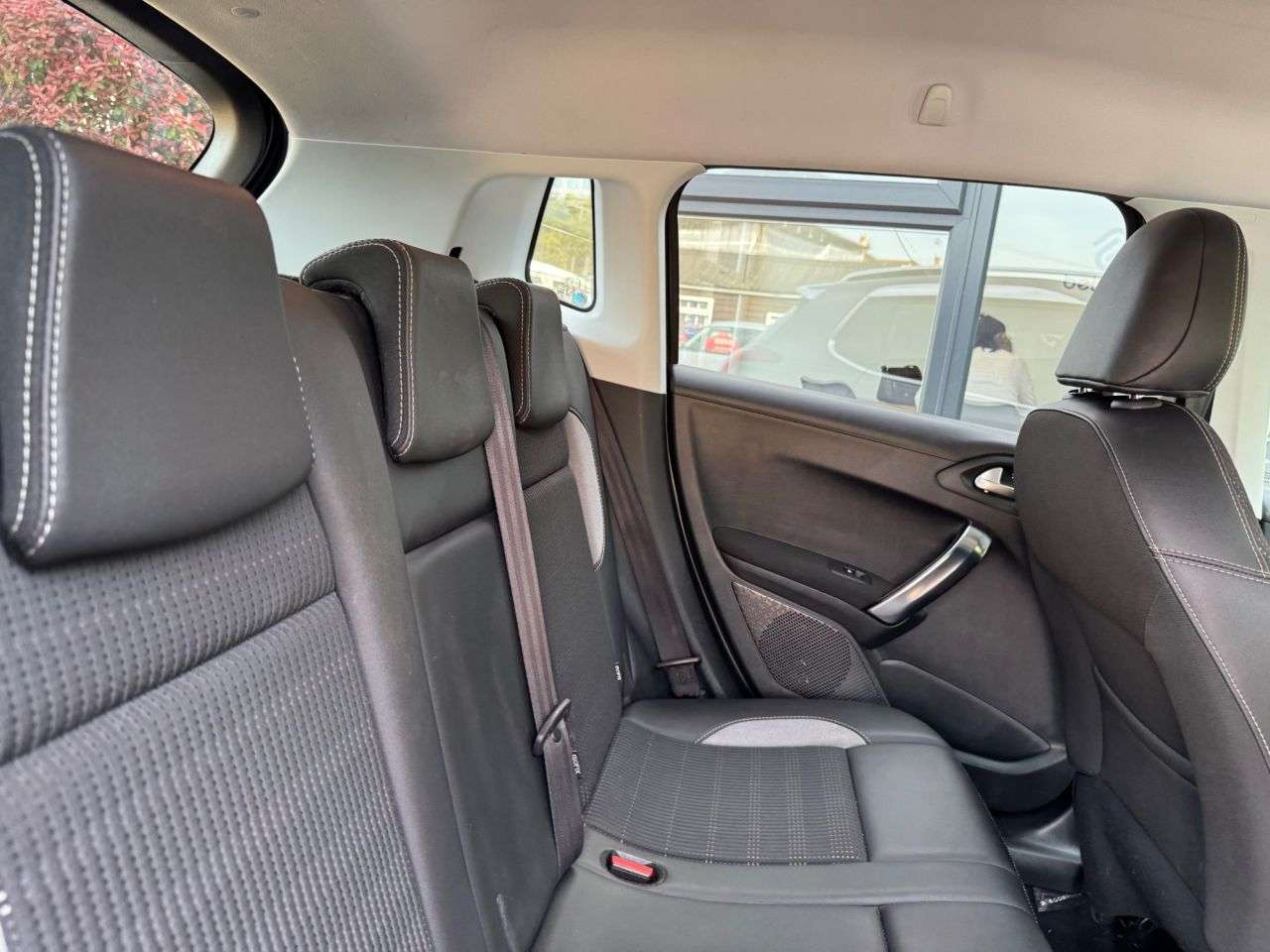 2017 PEUGEOT 2008 2017 PEUGEOT 2008