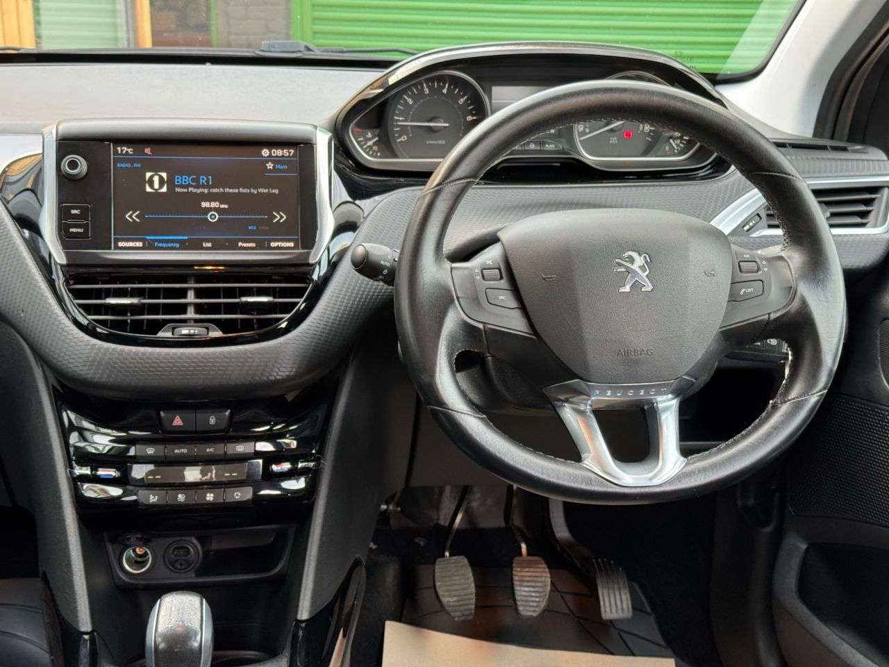 2017 PEUGEOT 2008 2017 PEUGEOT 2008