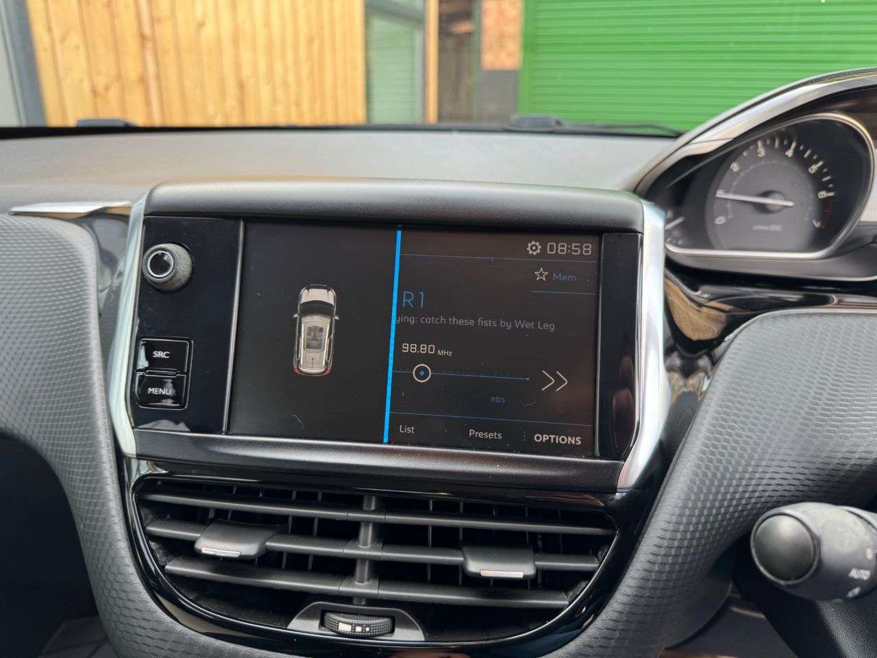 2017 PEUGEOT 2008 2017 PEUGEOT 2008