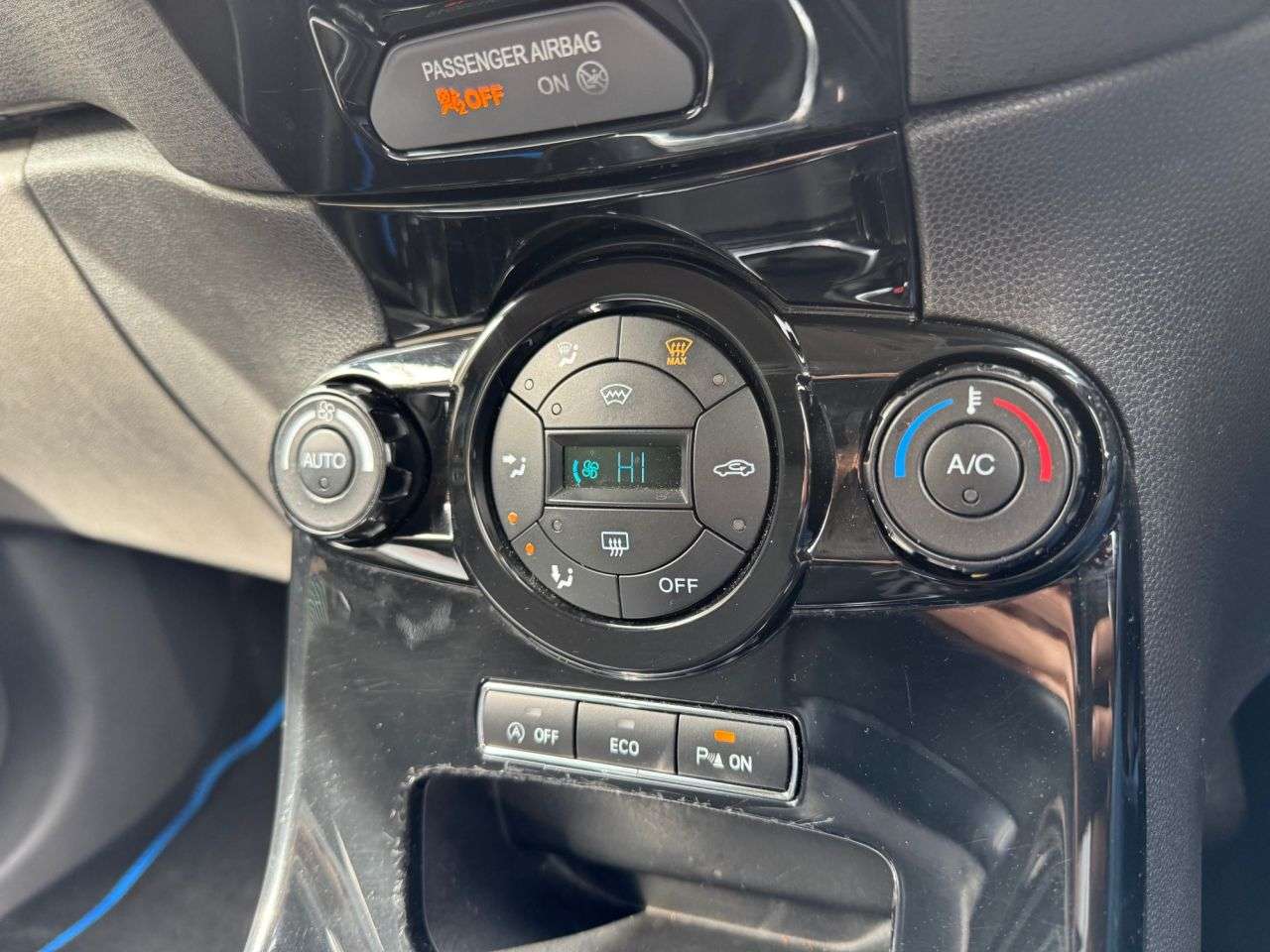 2015 FORD FIESTA 2015 FORD FIESTA