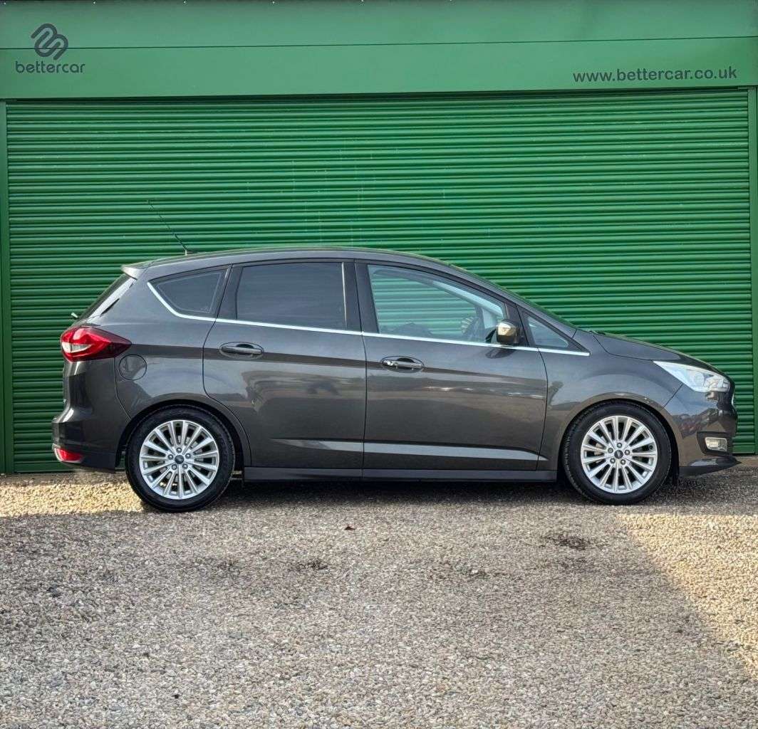 A 2017 FORD C-MAX 1.0T EcoBoost Titanium MPV 5dr Petrol Manual Euro 6 (s/s) (125 ps) ONE OWNE A 2017 FORD C-MAX 1.0T EcoBoost Titanium MPV 5dr Petrol Manual Euro 6 (s/s) (125 ps) ONE OWNE