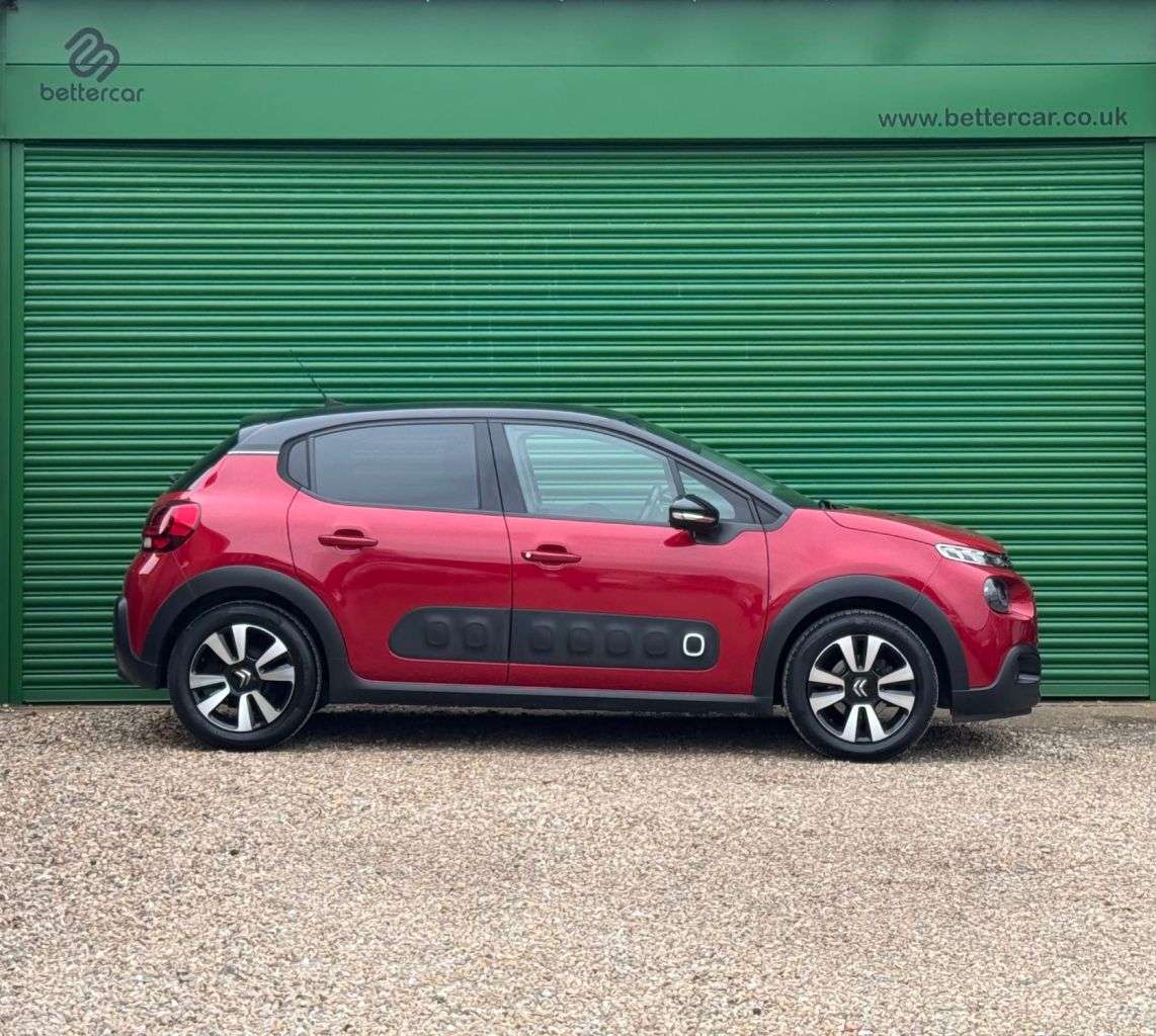 A 2019 CITROEN C3 1.2 PureTech Flair Hatchback 5dr Petrol Manual Euro 6 (s/s) (82 ps) Low Mil A 2019 CITROEN C3 1.2 PureTech Flair Hatchback 5dr Petrol Manual Euro 6 (s/s) (82 ps) Low Mil